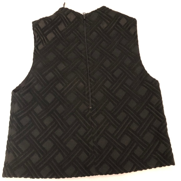 NWT Alice + Olivia Black Fitted Top - Picture 4 of 4